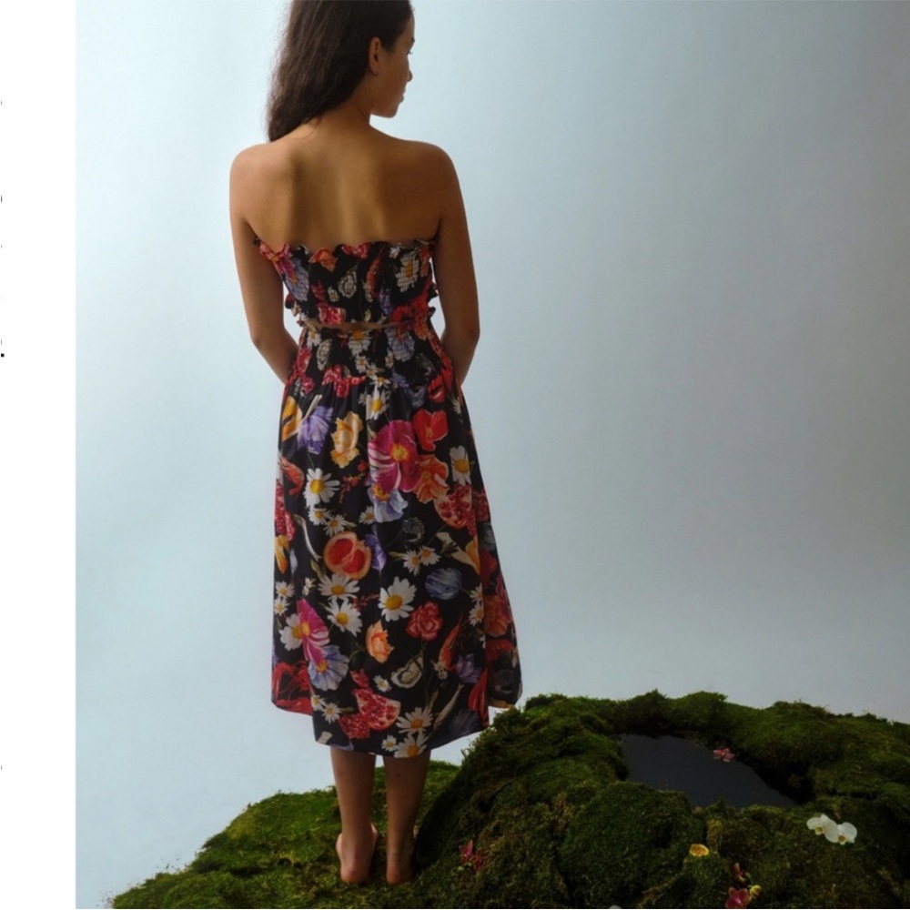 Lisa Says Gah x Allina Liu Kashi Midi
Skirt - Picture 3 of 10